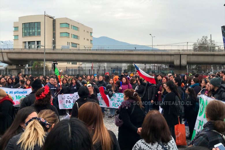 Foto de personas protestando