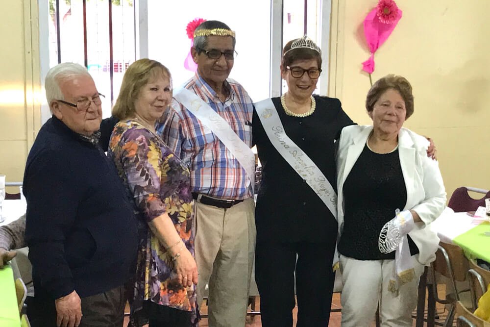Foto de reyes con coronas