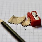 Foto de lapiz sobre cuaderno en Puente Alto