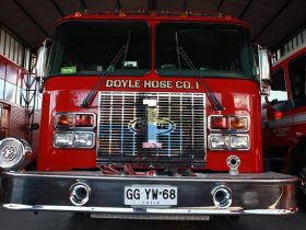 Foto de frente de carro de bomberos puente alto