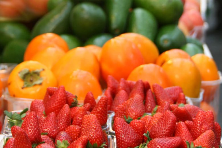 Frutas en feria de puente alto