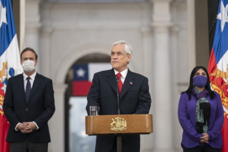 Presidente piñera promulga rebaja de dietas