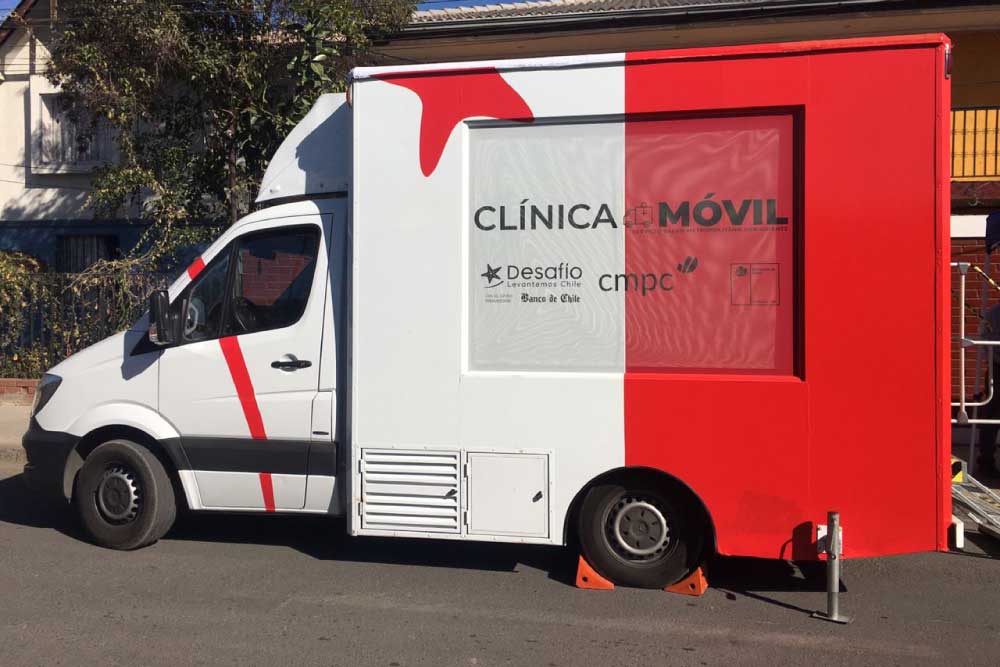 Furgón clinica movil puente alto