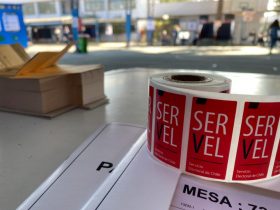 Foto de mesa de elecciones en Puente Alto