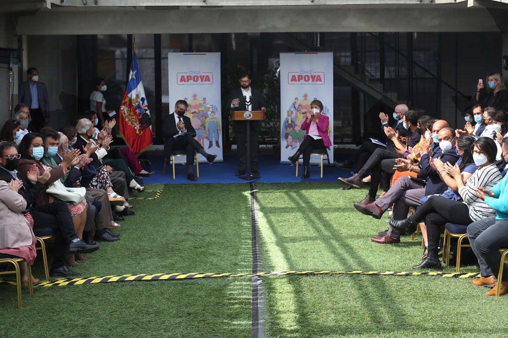 Foto de presidente gabriel boric