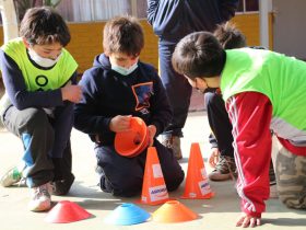 Foto de niños jugando