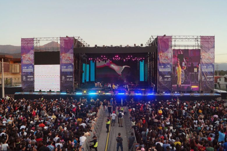 Foto de escenario del Festival de Puente Alto